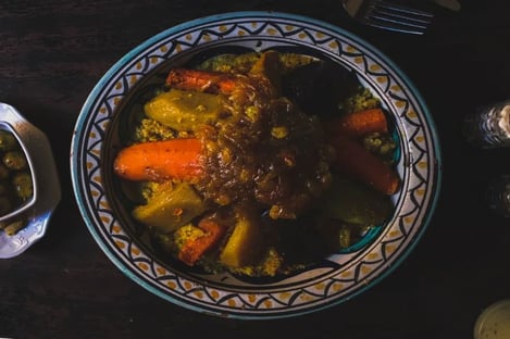 Apprenez à cuisiner une délicieuse tajine marocaine