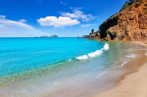 The 10 most beautiful beaches of Ibiza not to be missed!